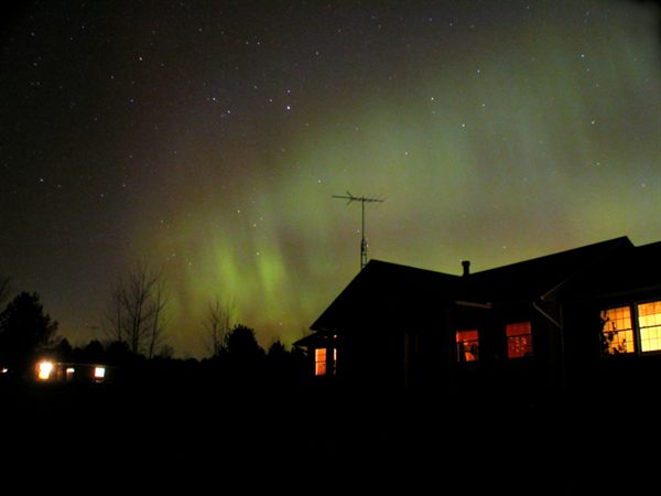 Aurora 11-09-04 Using Nikon (2 of 5)