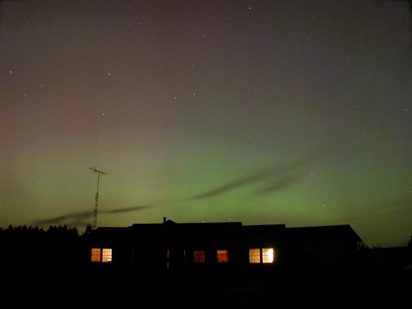 Aurora 11-09-04 Using Nikon (3 of 5)